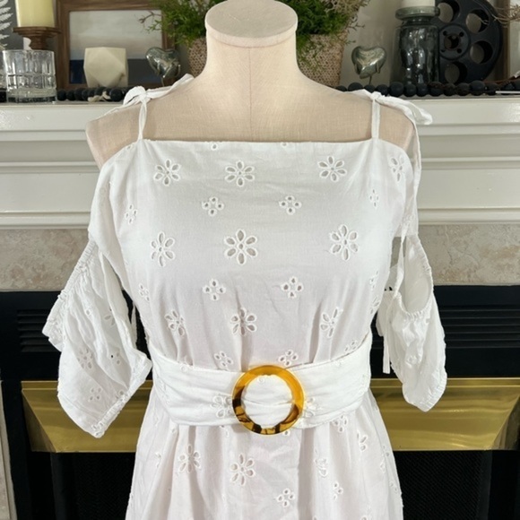 Missguided White Eyelet Mini Belted Dress with Edge Attached Shirt Sleeves - Picture 2 of 14